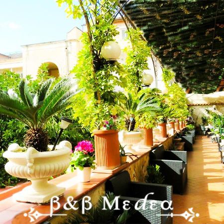 נאפולי Bed & Breakfast Medea מראה חיצוני תמונה
