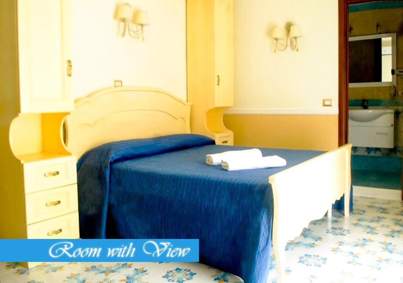 נאפולי Bed & Breakfast Medea מראה חיצוני תמונה