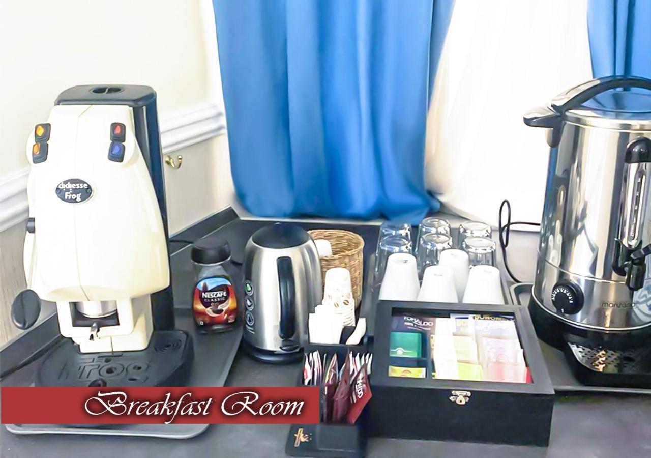 נאפולי Bed & Breakfast Medea מראה חיצוני תמונה