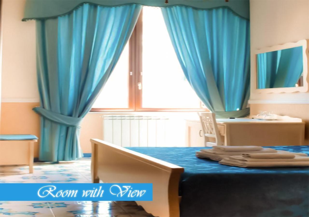 נאפולי Bed & Breakfast Medea מראה חיצוני תמונה