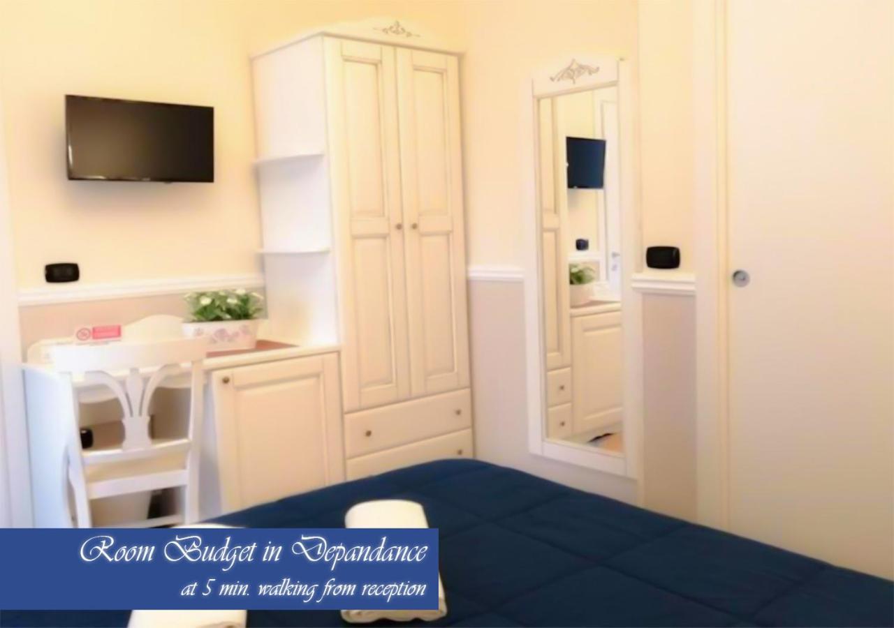 נאפולי Bed & Breakfast Medea מראה חיצוני תמונה