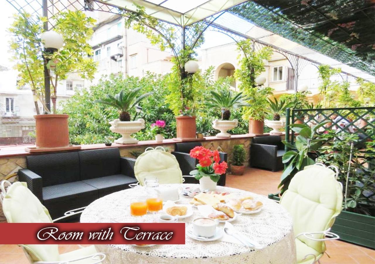 נאפולי Bed & Breakfast Medea מראה חיצוני תמונה