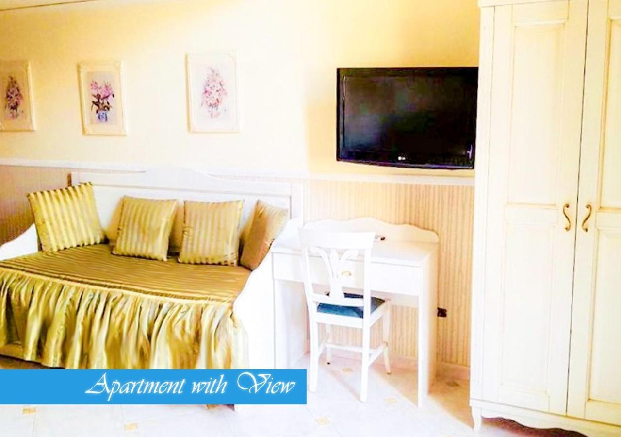 נאפולי Bed & Breakfast Medea מראה חיצוני תמונה