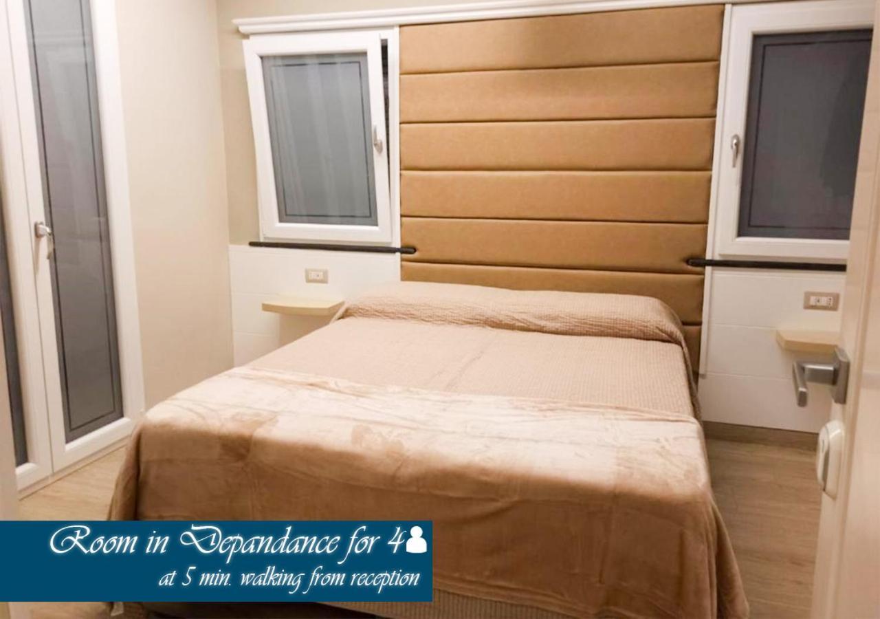 נאפולי Bed & Breakfast Medea מראה חיצוני תמונה